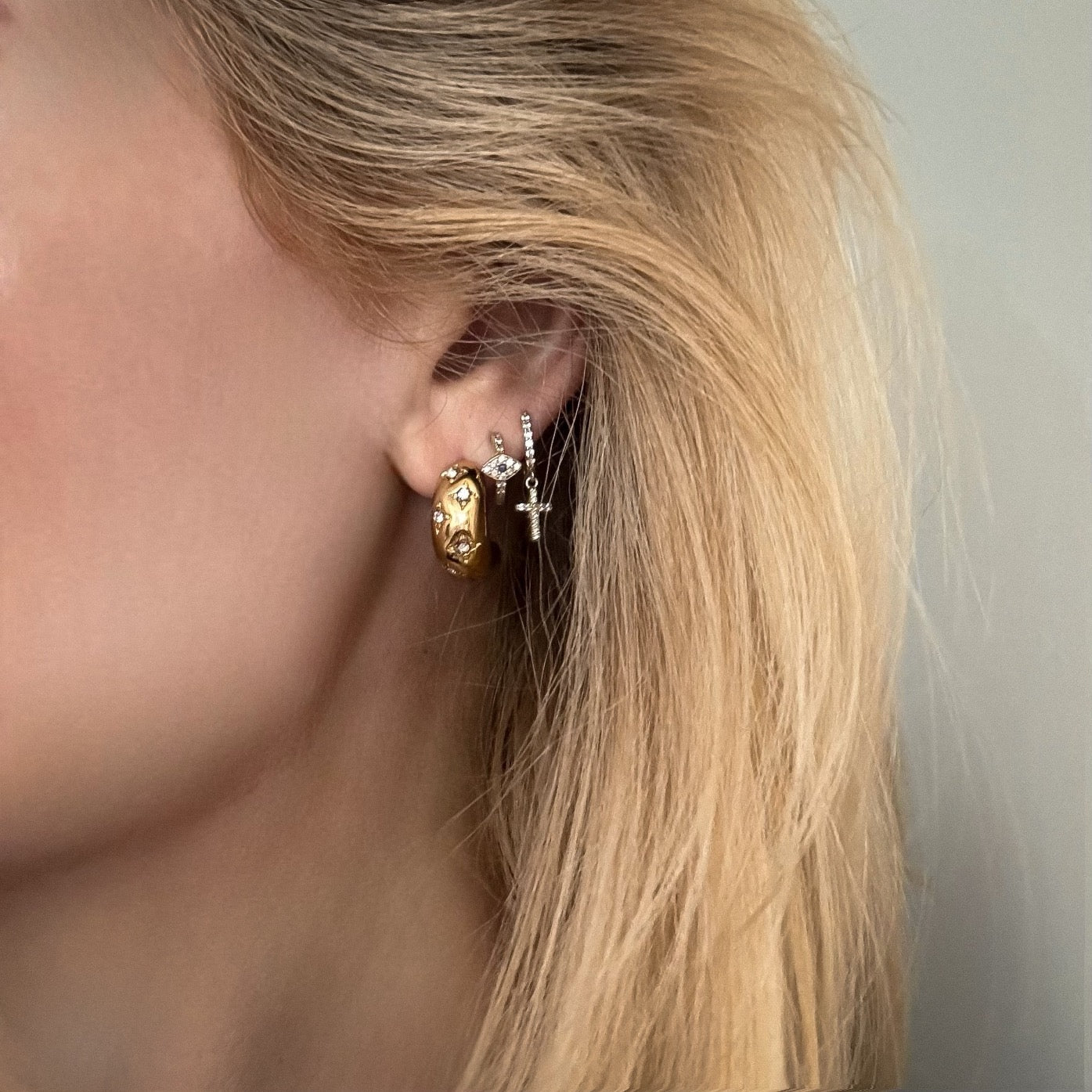 Zaya Collective semi tear drop 18k gold earrings