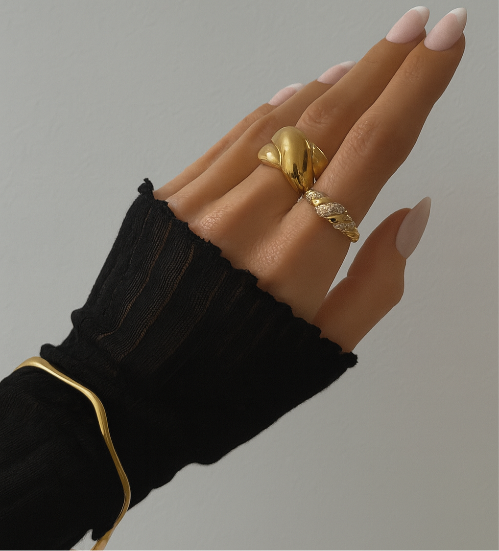 Cartia Cross Ring - Gold