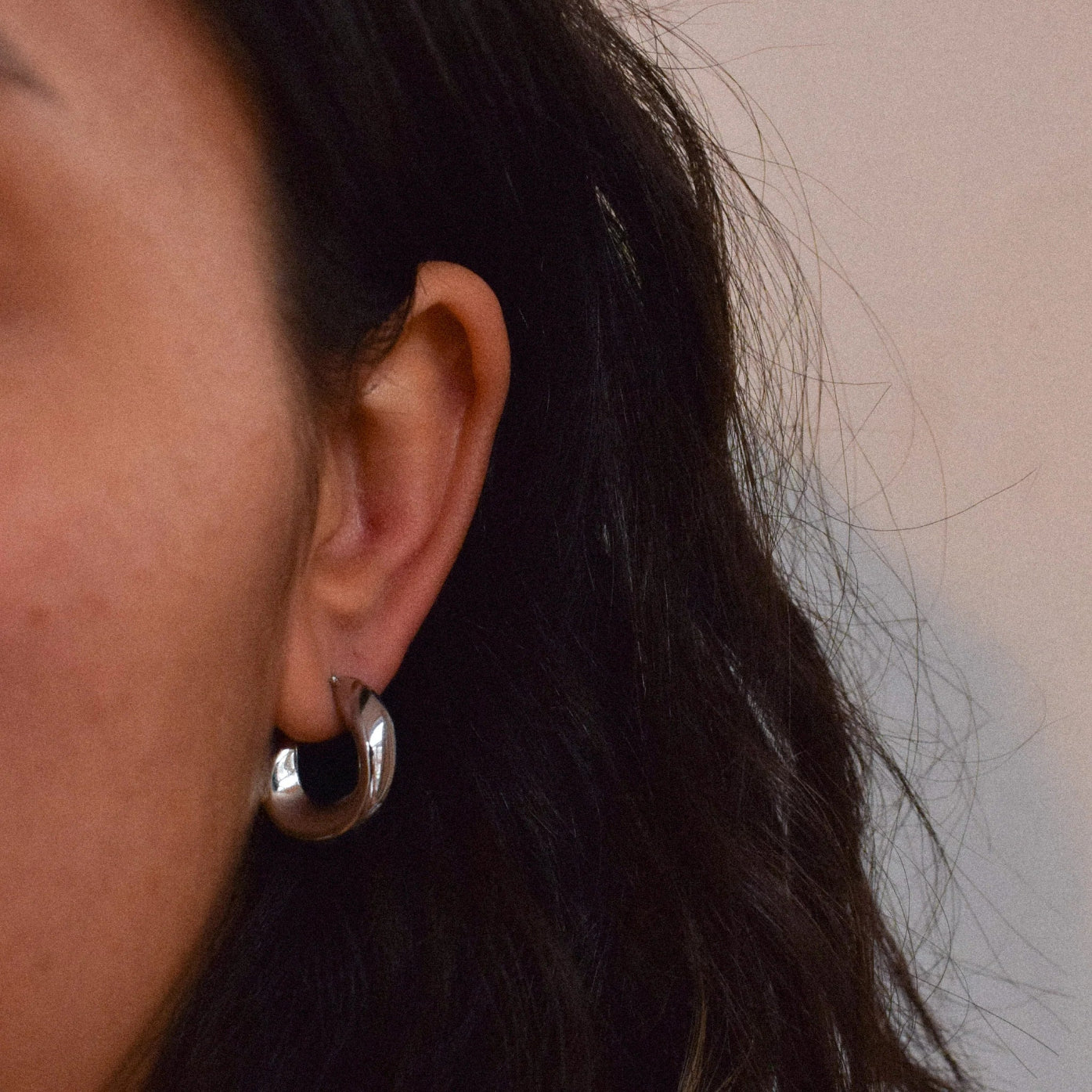 Tatia Hoop Earrings - Silver