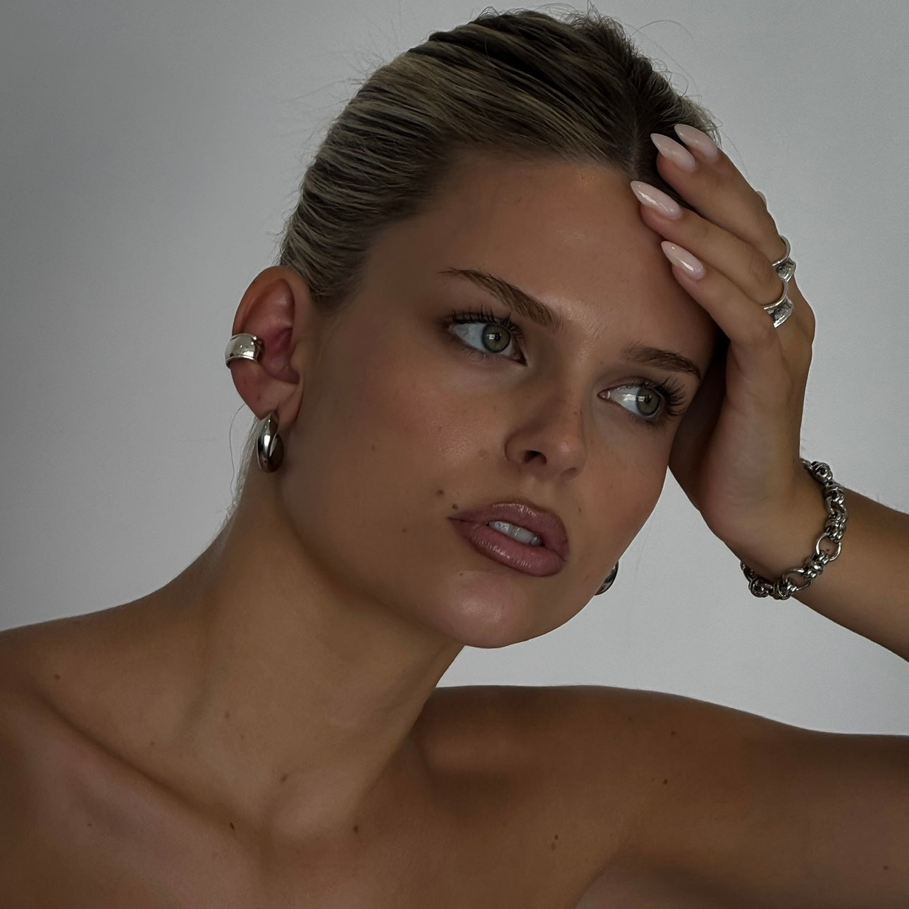 Mila Chunky Ear Cuff - Silver