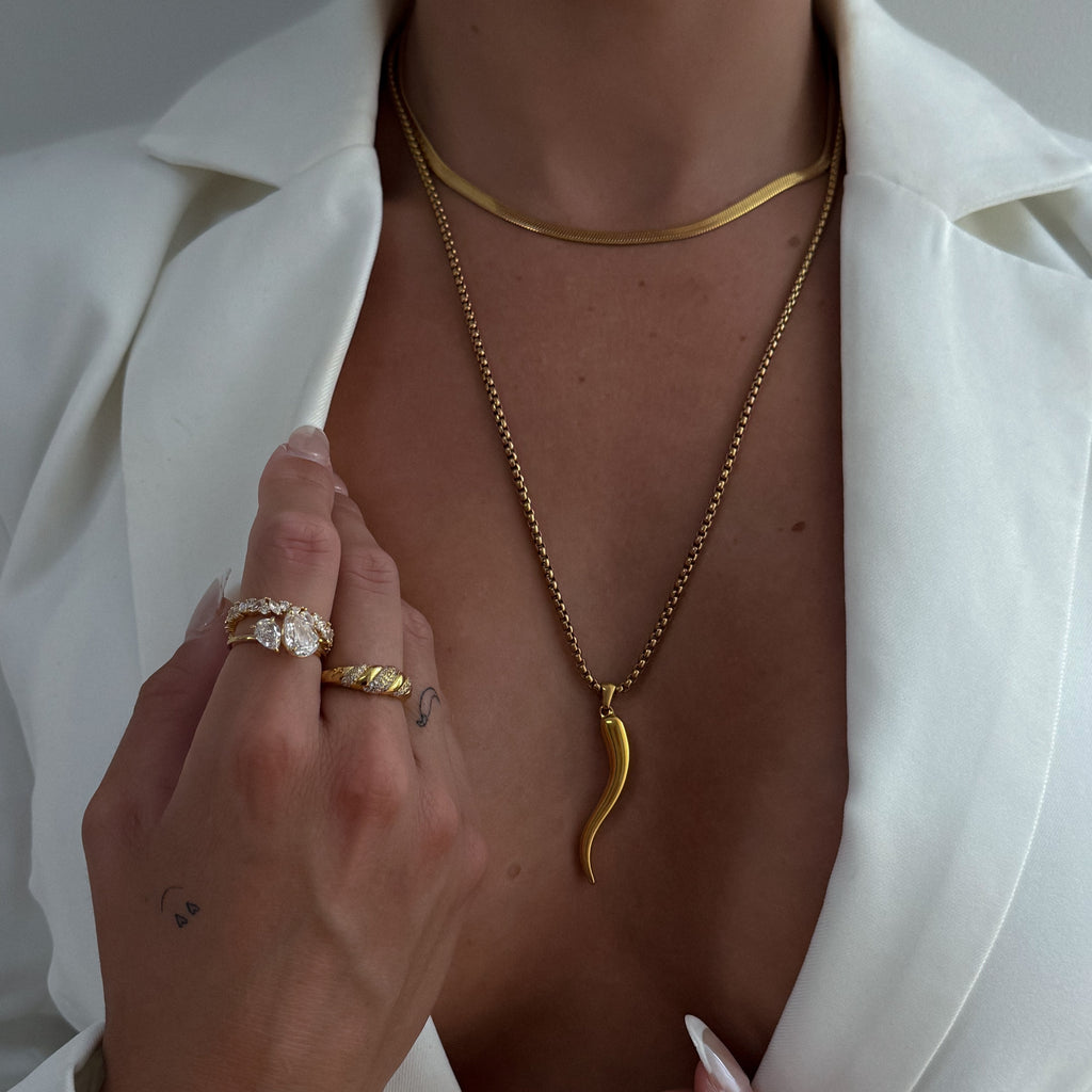 Chilli box Chain Necklace - Gold Zaya Collective