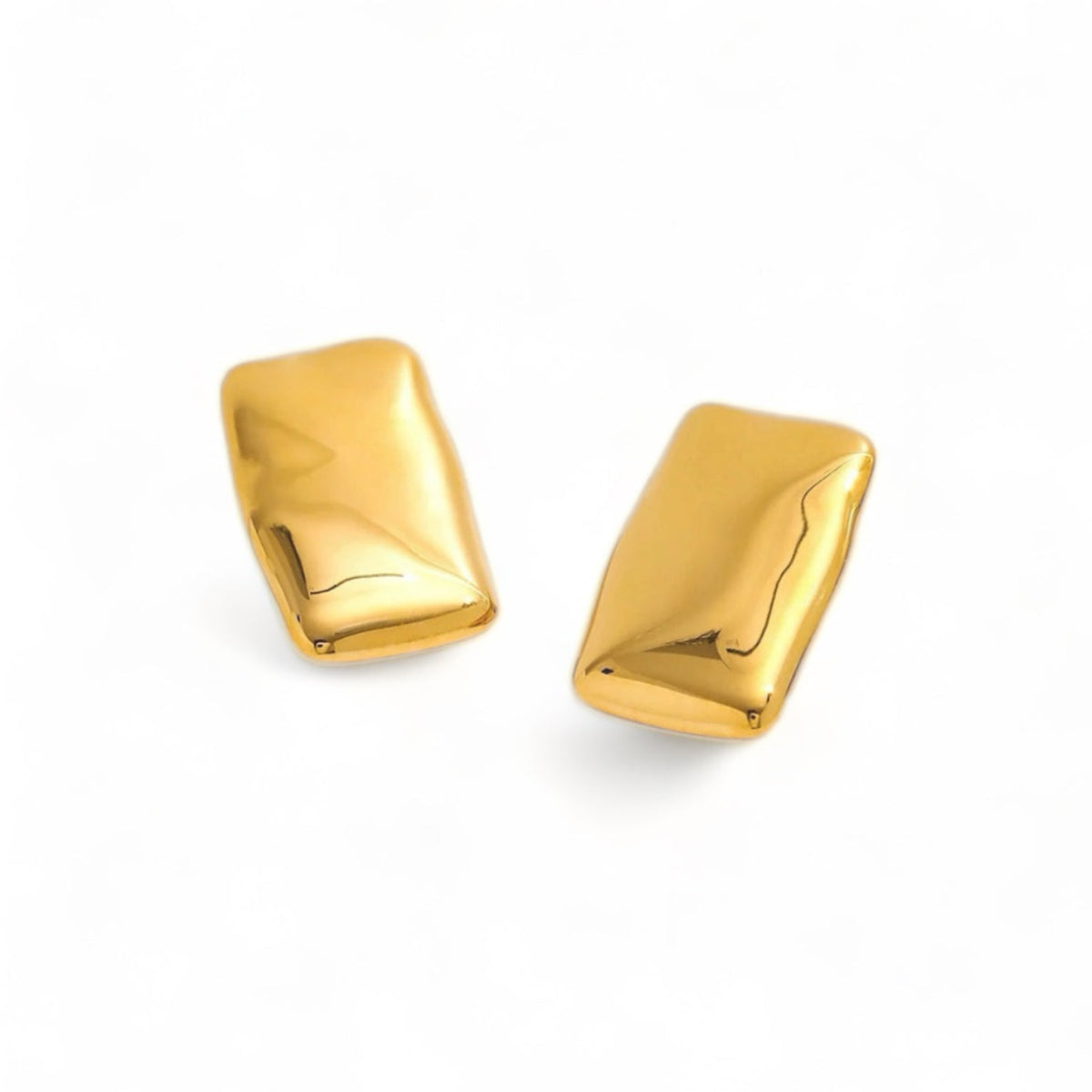 Zaya Collective bold 18k gold earrings