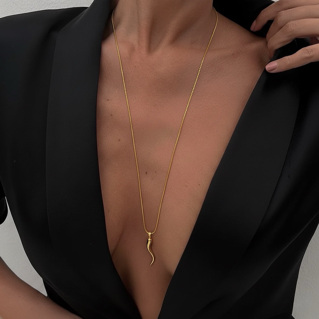 Chilli box Chain Necklace - Gold Zaya Collective