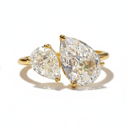 Gold-plated sterling silver ring with dual pear-cut luminous stones - Zaya collective