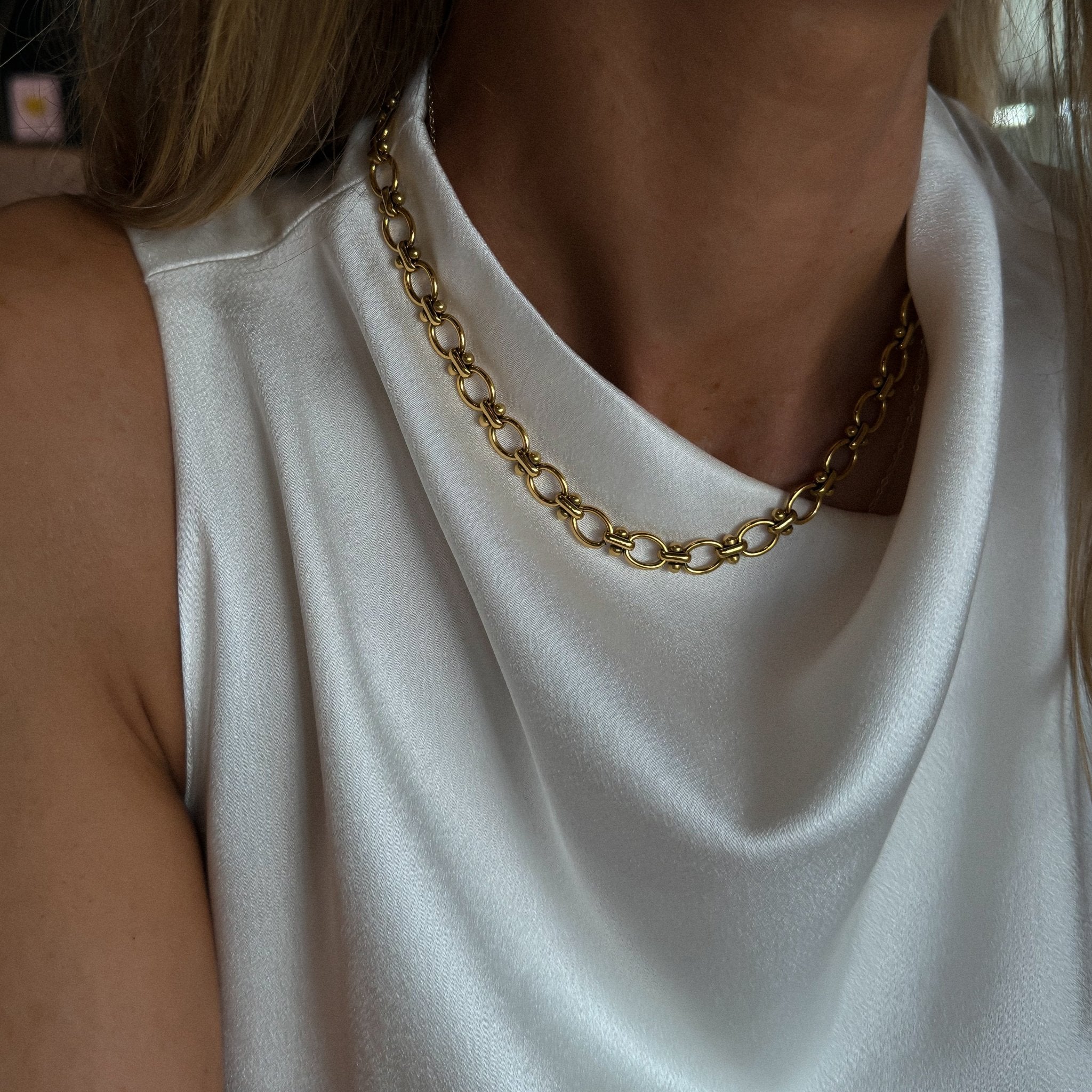 Lora Necklace - Zaya CollectiveNecklaces